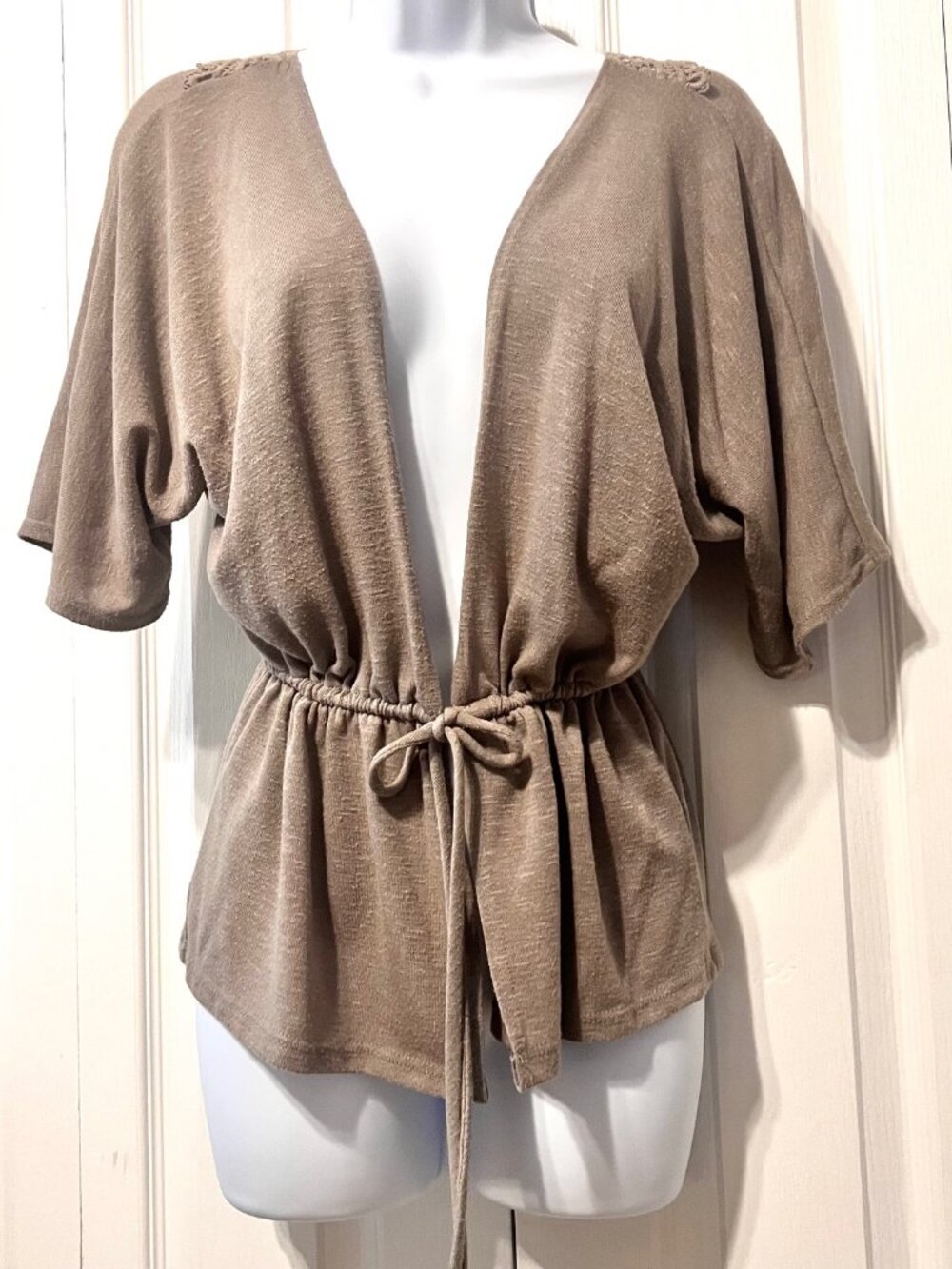 Pretty Good-Women's Size Medium Taupe Drawstring Waist Boho Crocheted Back-Soft